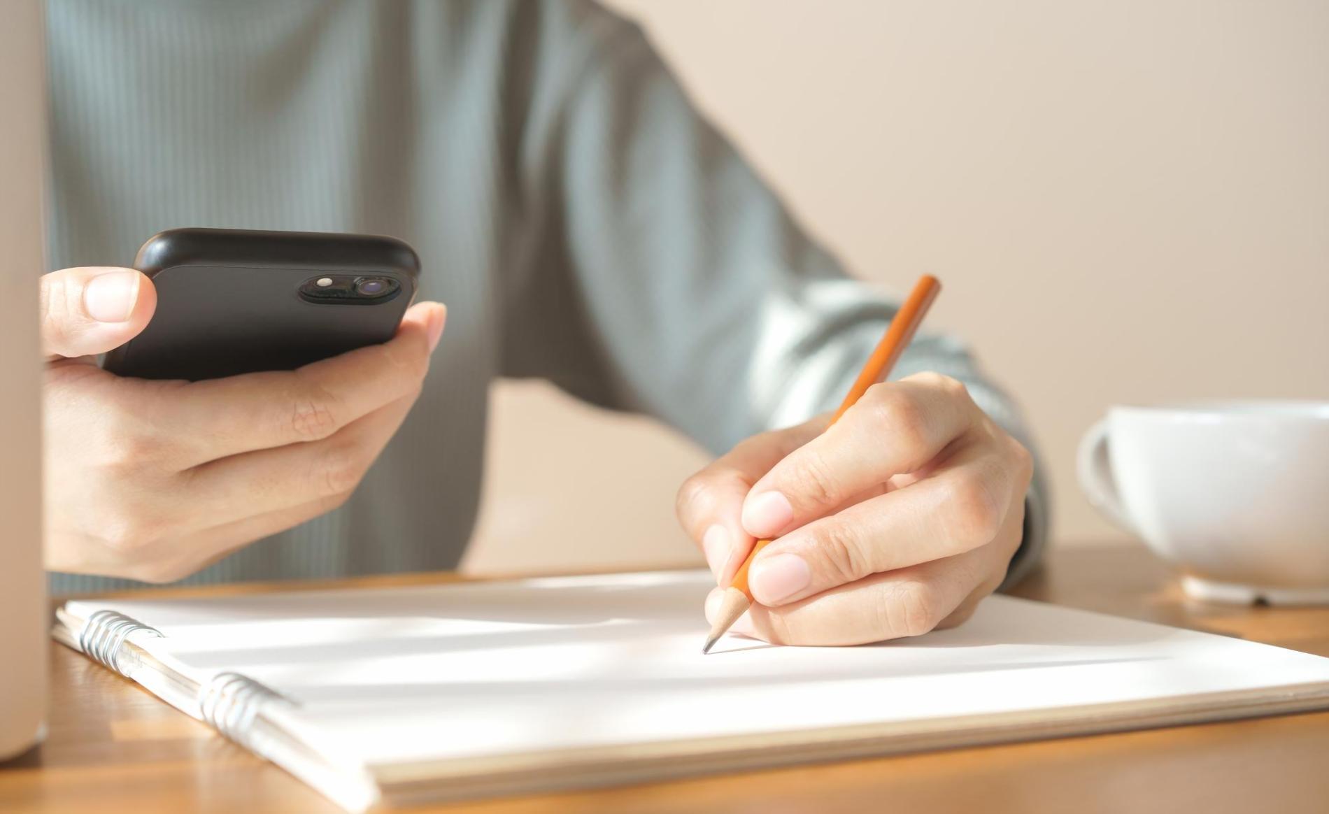 Приклади результатів роботи студентів курсу макрофотографії